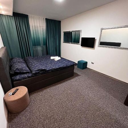 Central Studio 1 - apartament 2 camere Deva Exterior foto